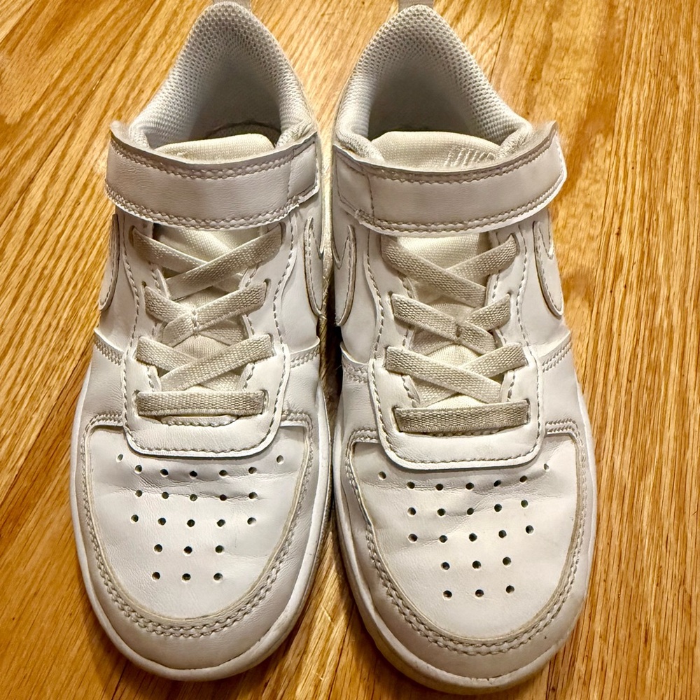 Nike Kids White Velcro Sneakers